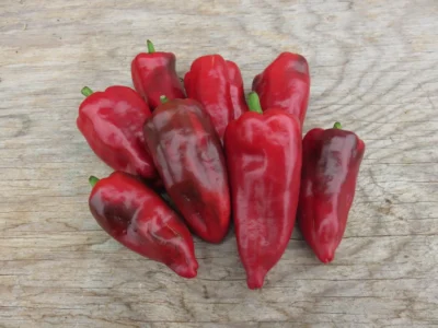 Emcelli_hot_pepper Emcelli hot pepper on wooden surface